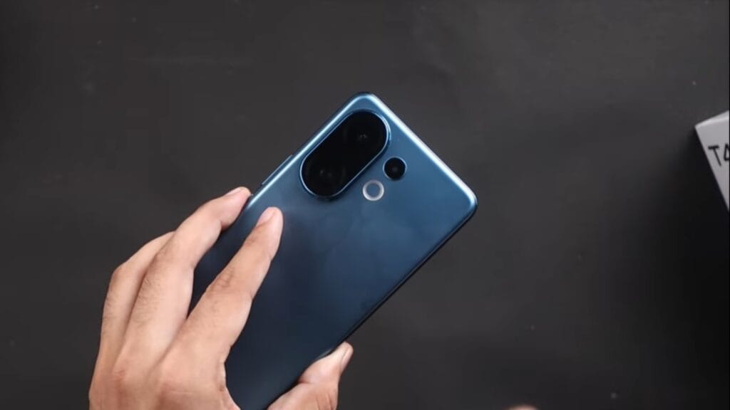 "Vivo T4 Pro 50MP OIS rear camera sample showing sharp details and vibrant colors"