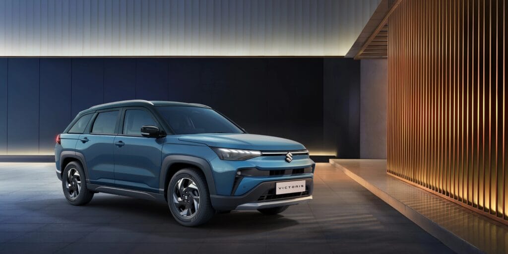 Maruti Victorious 2025 – नया मॉडल, LED हेडलैंप्स, DRLs और स्टाइलिश अलॉय व्हील्स के साथ। 